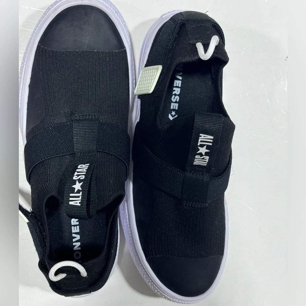 👣 Converse Chuck Taylor All Star Superplay Slip-On Sneaker - Kids' size 4, NEW